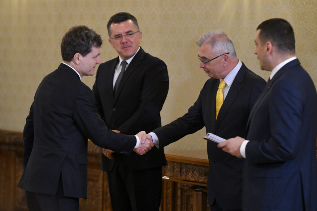 România angajează firmă de lobby în SUA: controverse și reacții