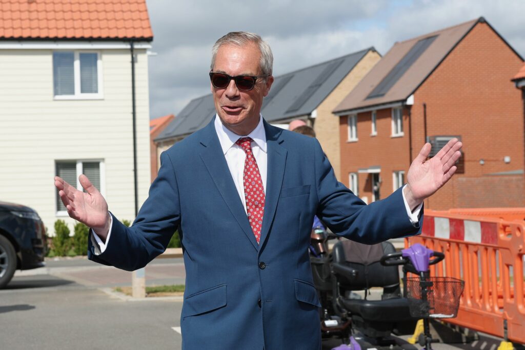 Donații controversate: Ce ascunde Nigel Farage?
