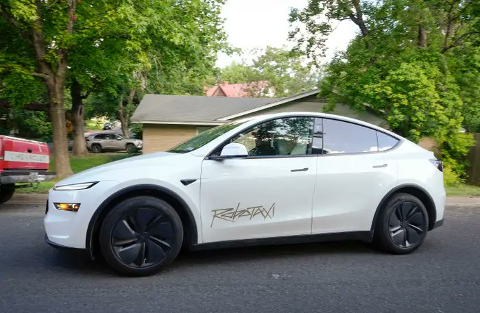 Polonia pregătește testele pentru taxiuri autonome în 2023