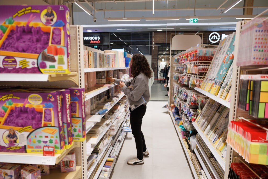 MR.DIY deschide un nou magazin în România: Shopping accesibil!