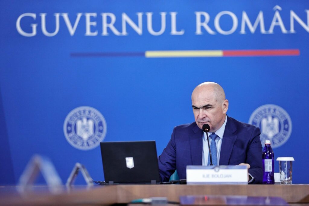 Premieră post decembristă: Parlamentul nu a mai abilitat Guvernul să emită ordonanțe pe perioada verii, pentru că Guvernul Bolojan demis nu mai poate emite ordonanțe