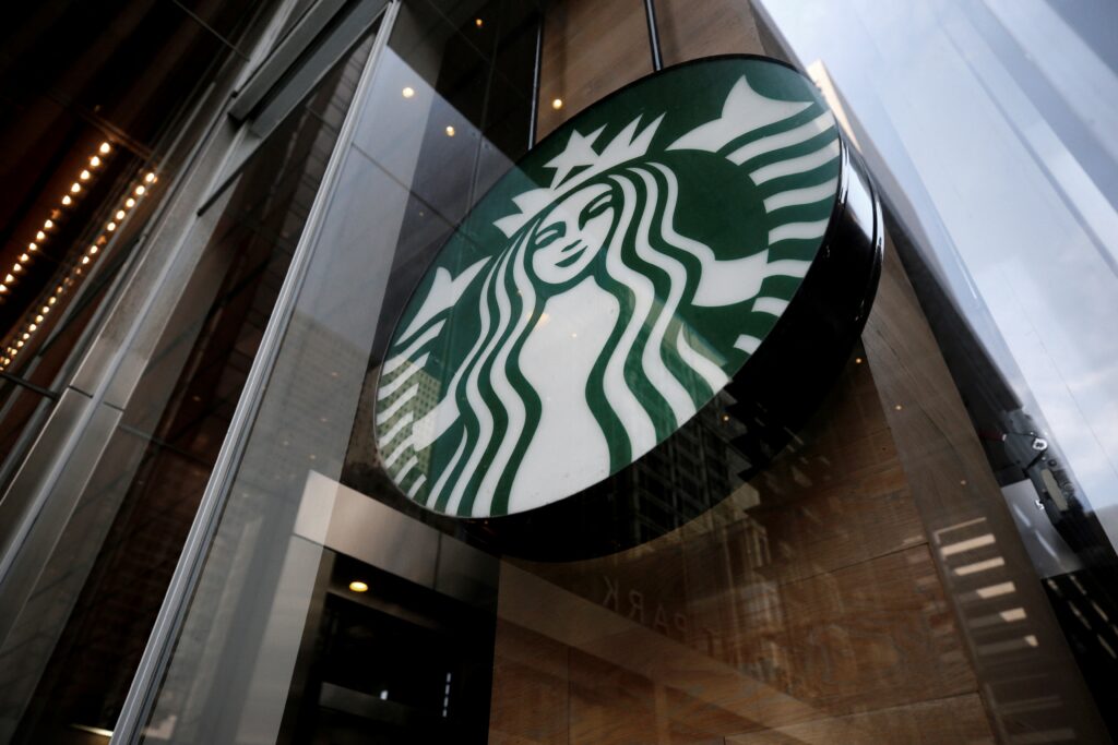 Starbucks închide simultan mii de cafenele în Coreea de Sud după un scandal legat de o campanie publicitară controversată