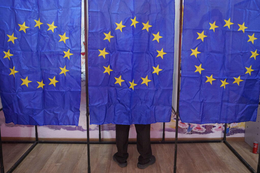 Schimbări importante pentru milioane de cetățeni din UE. Votul la alegerile locale va deveni mai simplu pentru cei care locuiesc în alt stat membru
