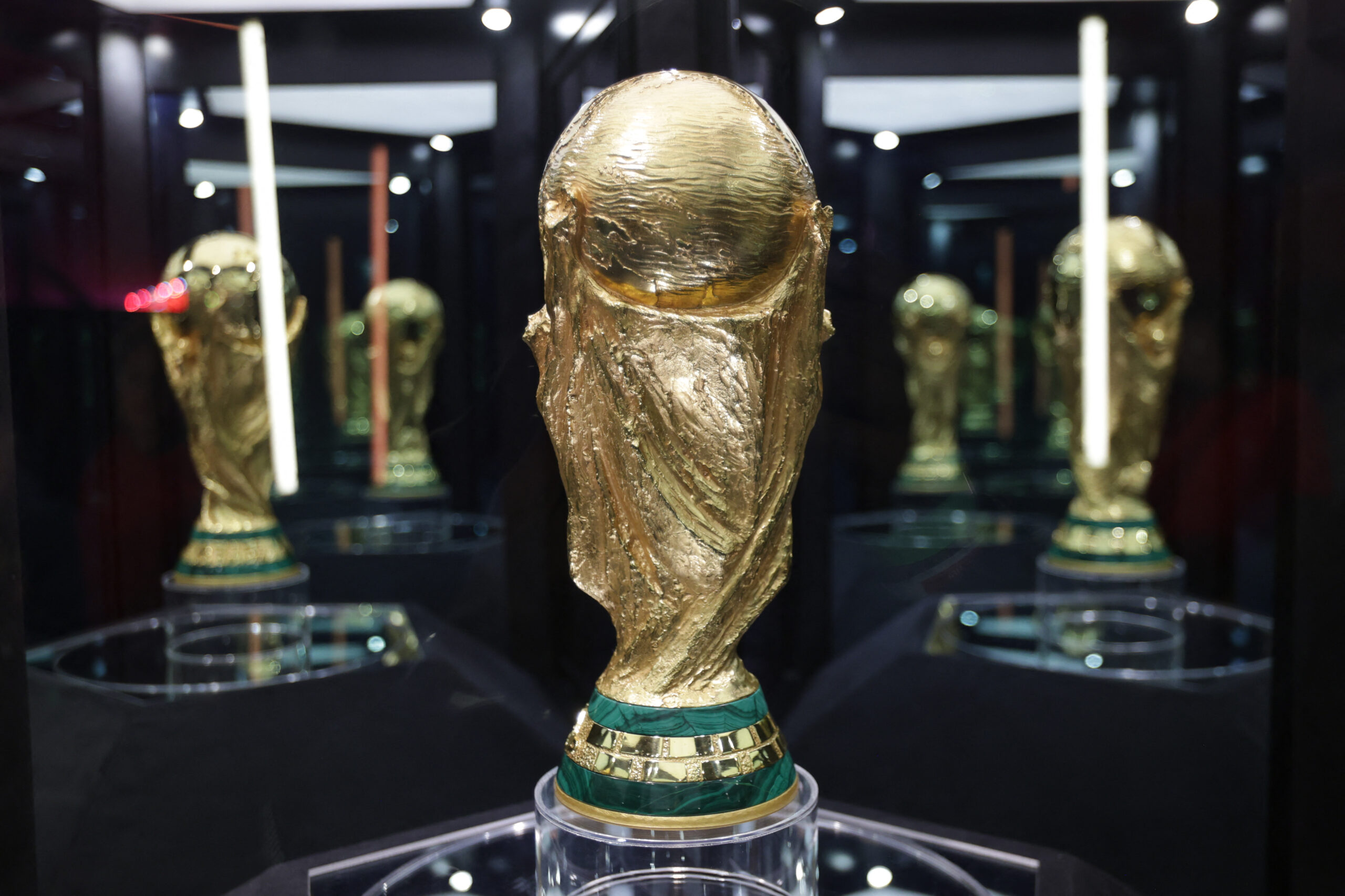 Trofeul Cupei Mondiale: Povestea și simbolismul creației lui Silvio Gazzaniga