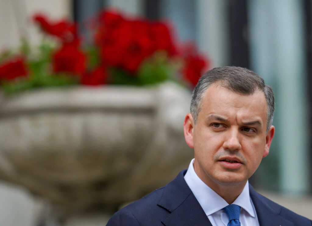 Eugen Tomac dezvăluie culisele negocierilor pentru formarea Guvernului: Cea mai mare presiune a fost pe secretarii de stat și prefecți