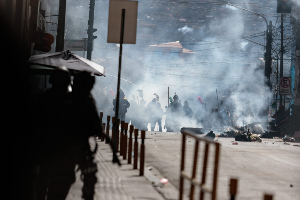 Bolivia intră în stare de urgență după 50 de zile de proteste. Președintele Boliviei mobilizează armata