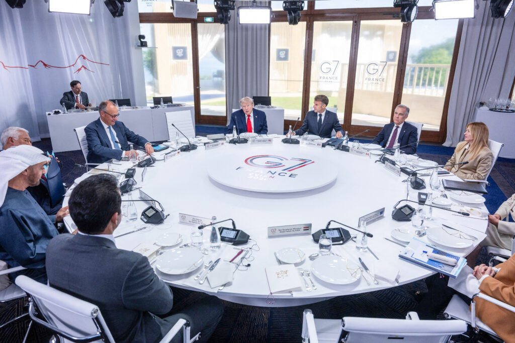 Liderii din domeniul IA se reunesc la summitul G7. Europenii vor să limiteze dominația americană