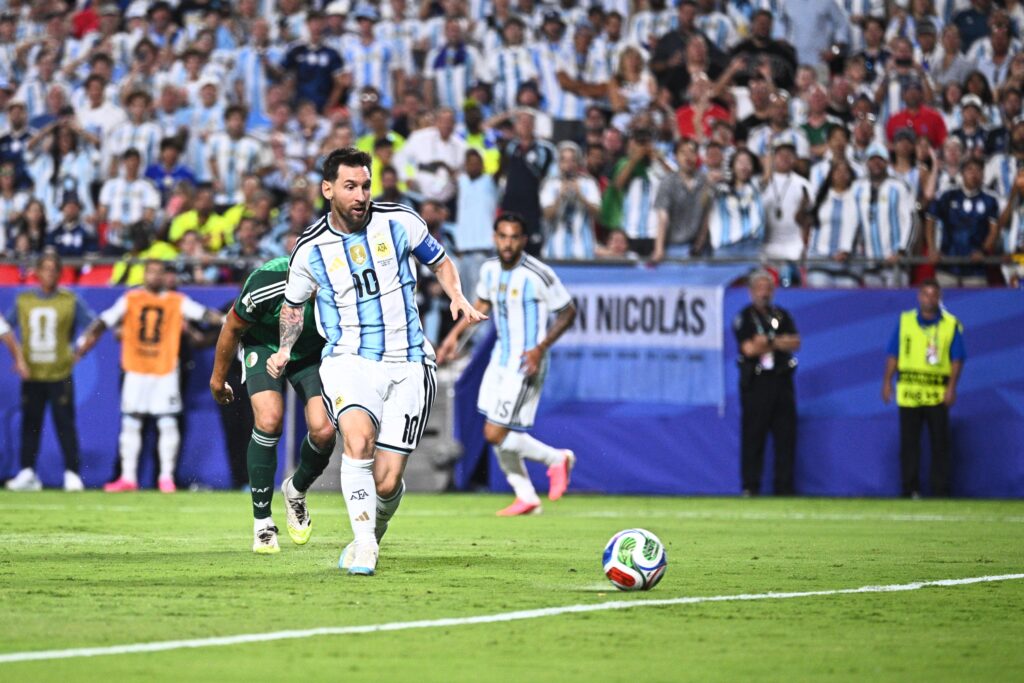 Toți ochii pe Messi. Argentina poate obține calificarea în fazele eliminatorii ale Mondialului în meciul cu Austria. Ce spune Scaloni