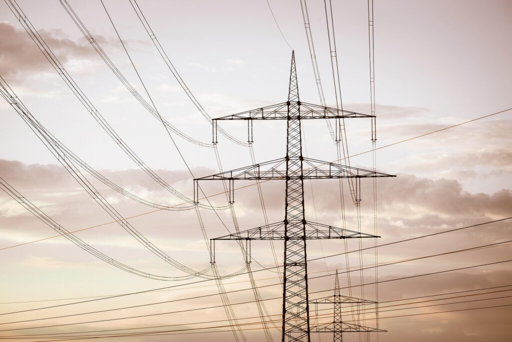 Franța: 50.000 de locuințe au rămas fără curent electric din cauza temperaturilor extreme
