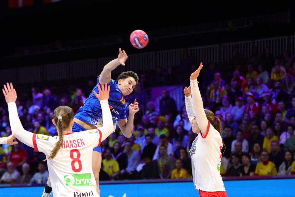 Cristina Laslo: Angajamentul unei staruri în handbalul românesc