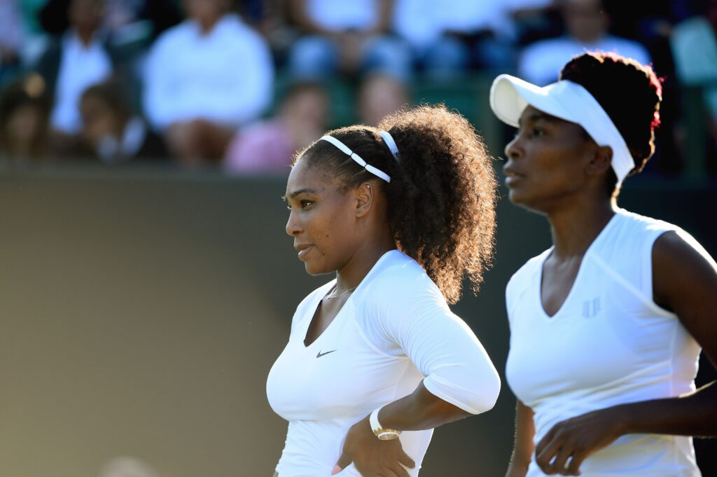 Serena și Venus Williams vor juca împreună la dublu la Wimbledon