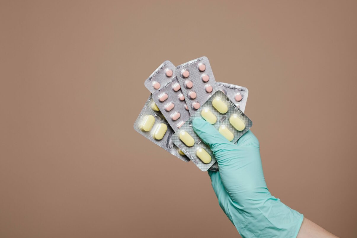 Japonia stimulează medicii să reducă prescrierea de antibiotice