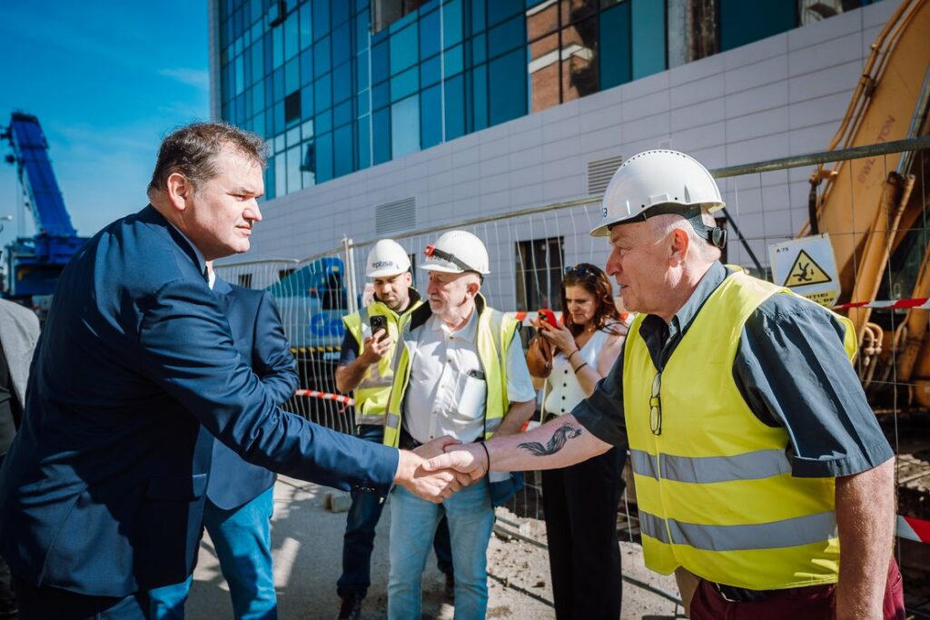 Ministerul Sănătății prelungește proiectul Spitalului din Târgu Mureș