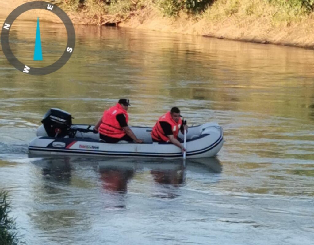 Doi minori au dispărut duminică în timp ce erau la scăldat în râul Ialomița. Autoritățile încă îi caută