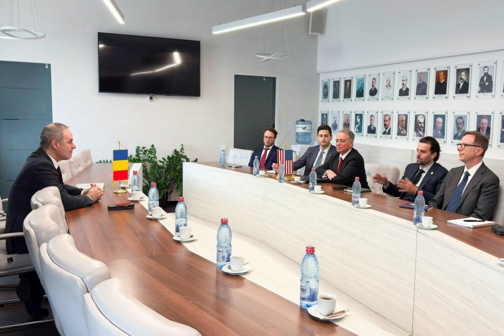 Alexandru Nazare, discuții cu ambasadorul Statelor Unite despre atragerea de capital american în economia României