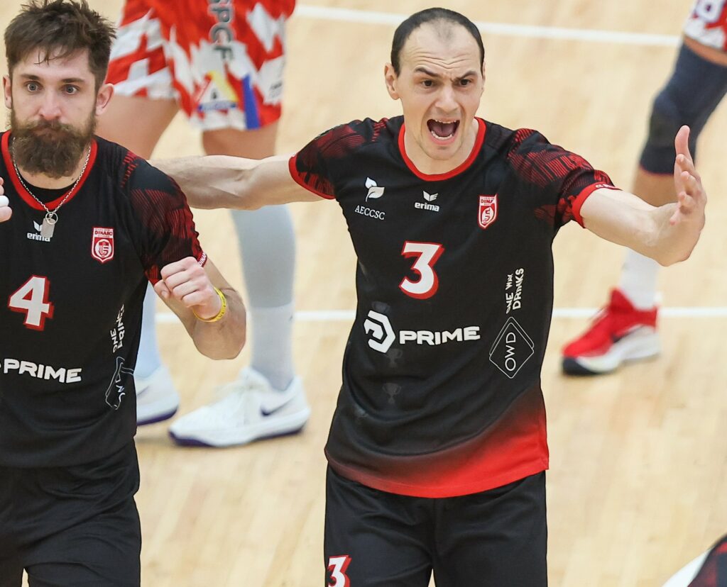 Voleibalistul Nicolae Ghionea, pentru al cincilea sezon consecutiv la campioana Dinamo București