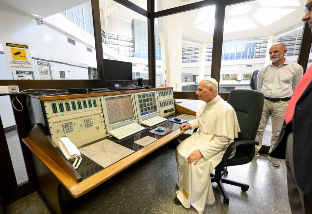 Vaticanul vrea să-și producă singur energia electrică. Proiectul pregătit pe un teren de zece ori mai mare decât statul papal