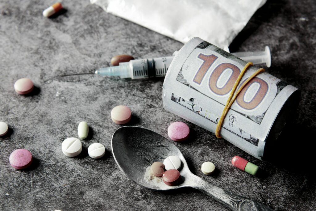 Comerțul mondial cu droguri, în plină expansiune. Europa, invadată de opioide sintetice