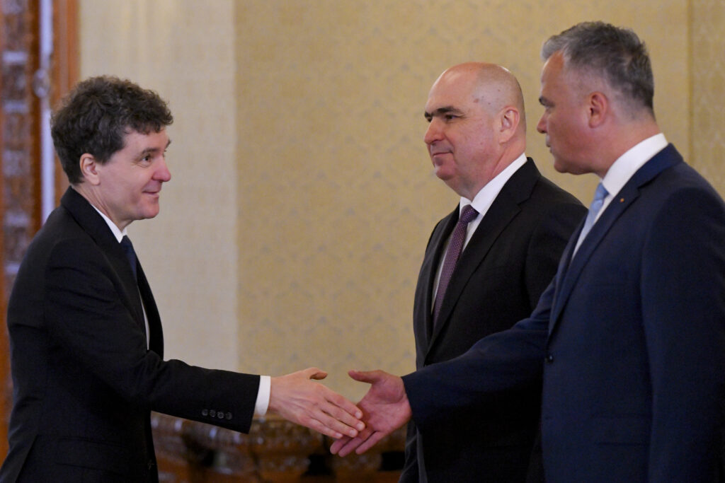 Stenograme PNL. Cum a răspuns Veștea acuzațiilor lui Bolojan, când va fi votul în Parlament pentru noul Guvern