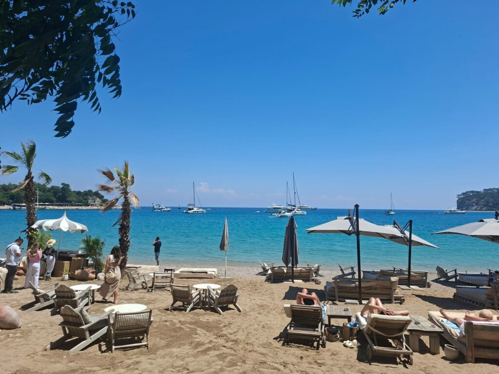 Antalya printre preferințele de top ale românilor când aleg vacanța la mare în străinătate