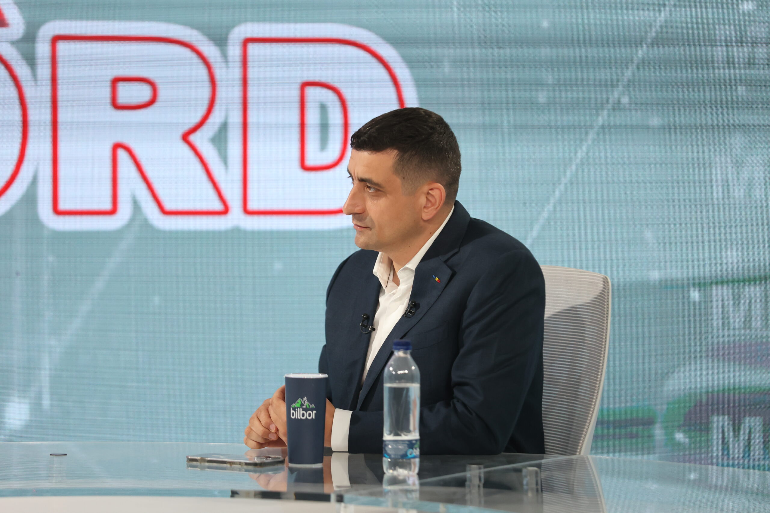 George Simion: Legea salarizării, nocivă pentru România