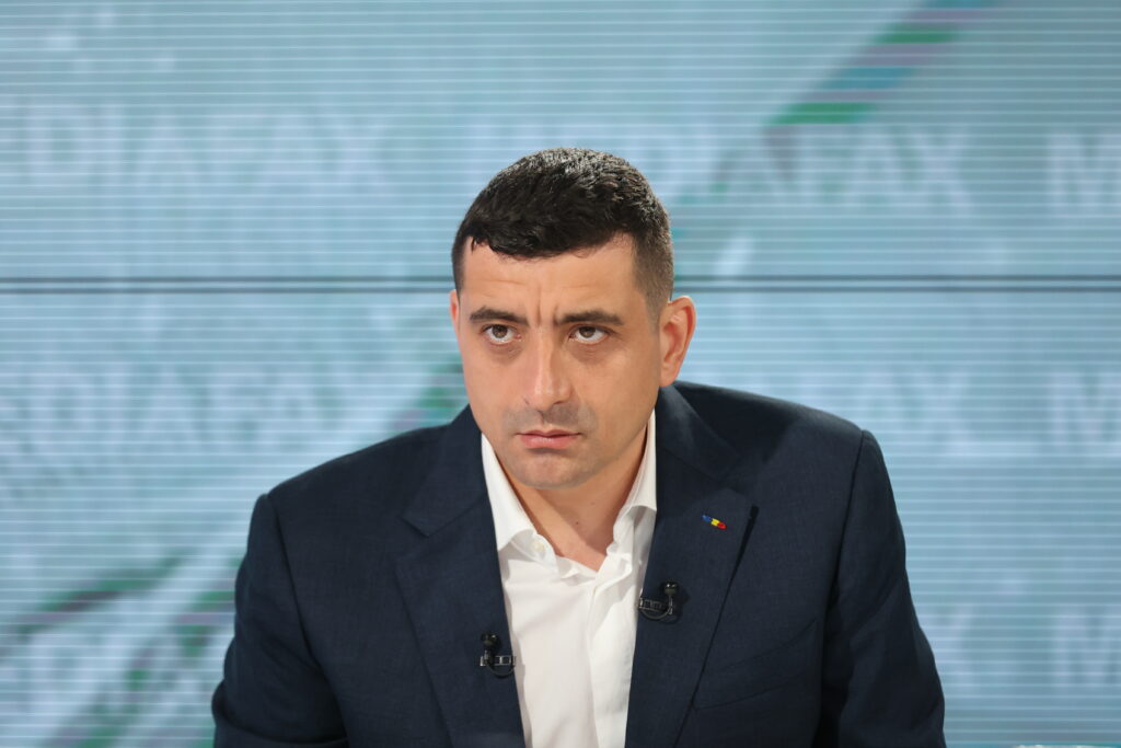 Soluțiile lui George Simion pentru deblocarea crizei politice: „Matematicienii sunt Grindeanu și Nicușor Dan.(…) Ori se împacă, ori ajung la soluțiile noastre. (…) Nimic nu se poate face fără noi, dar cu mâinile noastre. Să le intre bine în cap”