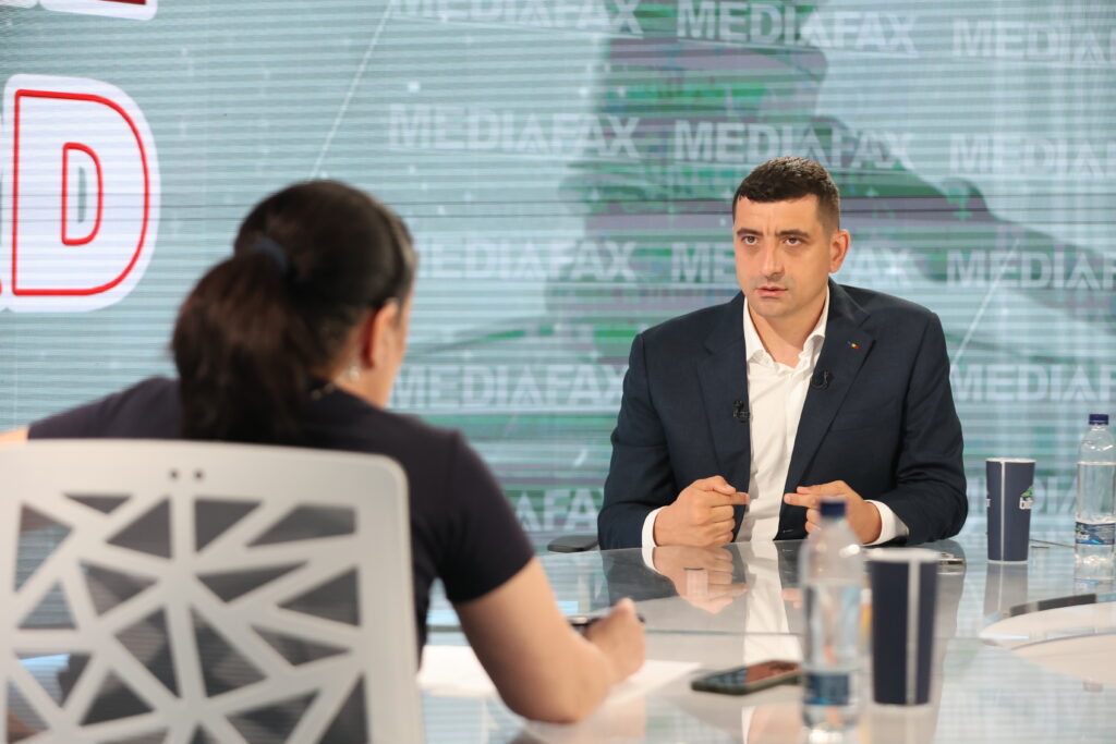George Simion dezvăluie temele negocierilor purtate pentru votarea Guvernului Veștea: „Nicușor Dan și Eugen Tomac au mințit. Mohammad Murad a fost la Vila Lac 1 și a stat la discuții despre vot”.  (…) Am fost chemat și eu. Nu avea rost să mă duc”