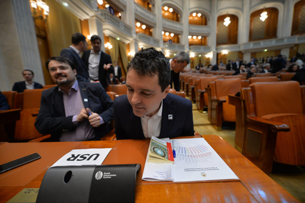 USR se pregătește să-l abandoneze pe Nicușor Dan. Ghinea vorbește despre un candidat comun USR-PNL la prezidențiale