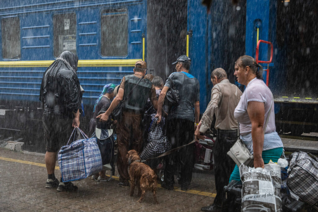 Peste 4,3 milioane de refugiați din Ucraina beneficiază de protecție temporară în UE. Ce arată cele mai noi date și ce înseamnă pentru România