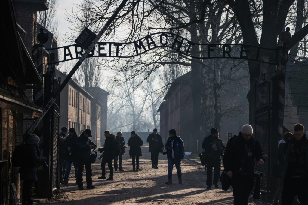 Bărbat interzis în Polonia pentru promovarea nazismului