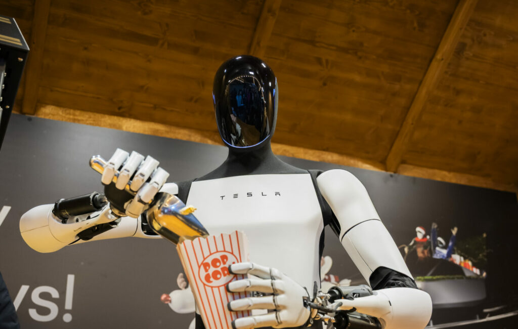 Tot mai multe companii aeriene interzic roboții umanoizi la bord. Motivul nu ține de inteligența artificială