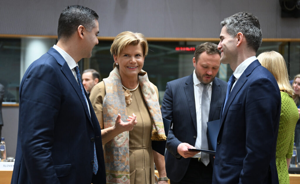 Olanda va interzice importurile de produse provenite din așezările israeliene ilegale