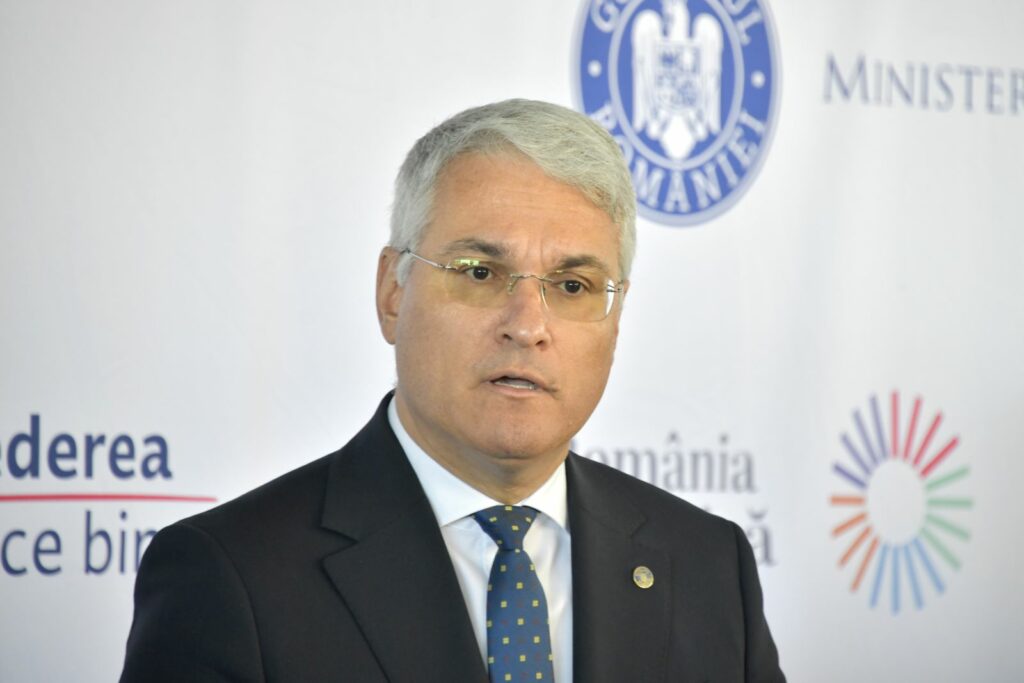 Pîslaru: „Niciun venit salarial nu va putea să scadă prin legea salarizării”