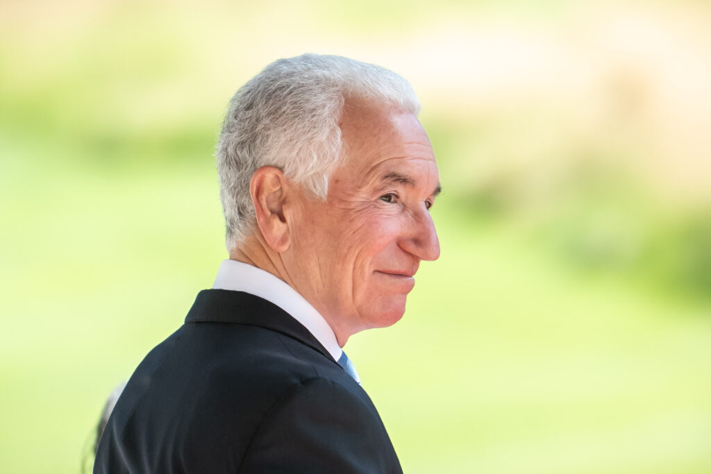 Exodul bogaților din New York continuă. Charles Kushner își mută reședința în Florida și acuză noua administrație de antisemitism