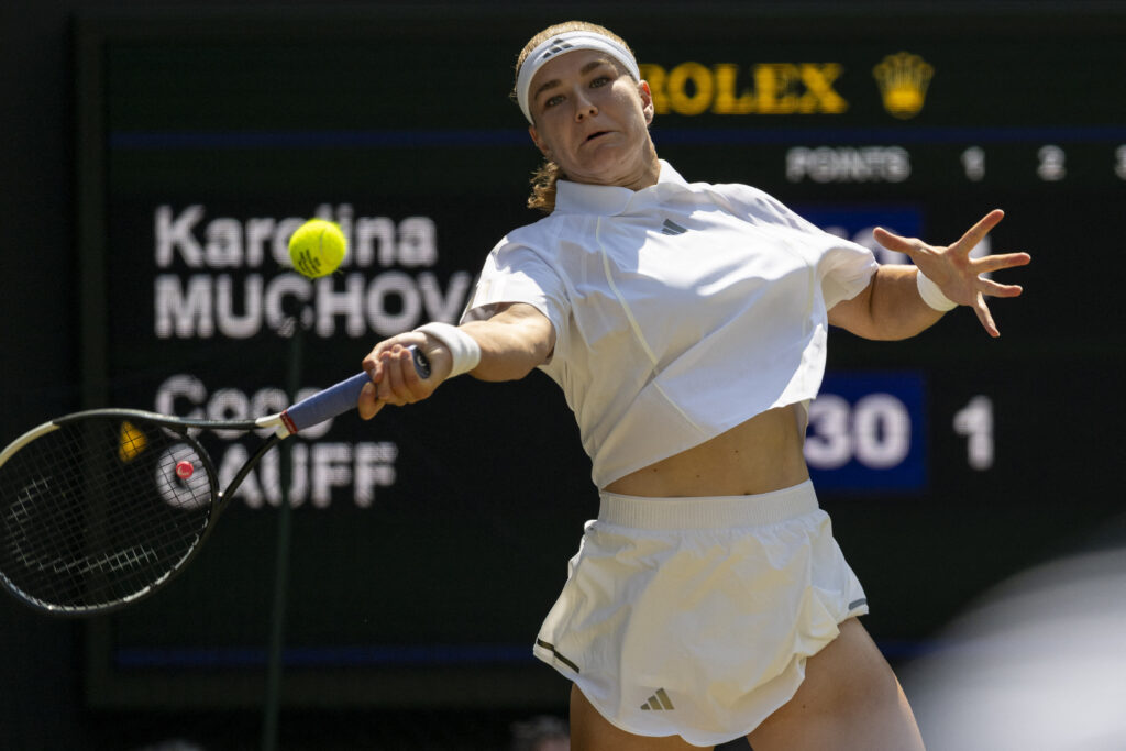 Karolina Muchova, în prima finală de la Wimbledon după un thriller cu Coco Gauff. Cehia va avea o campioană sigură