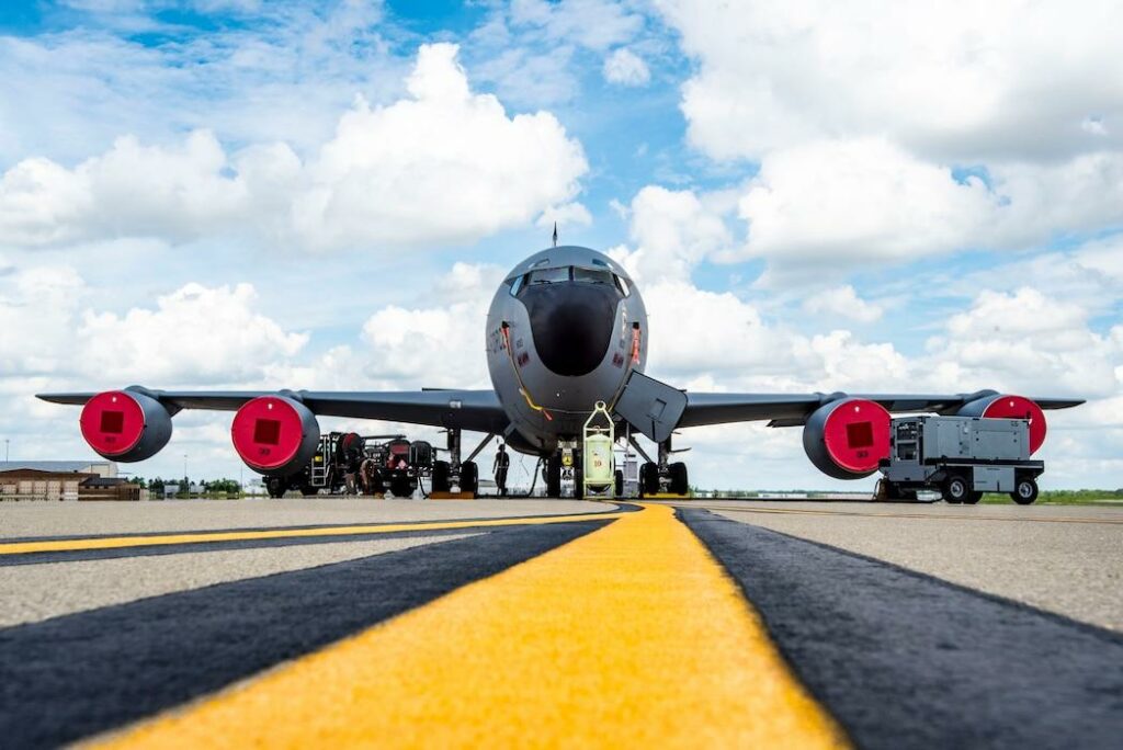 Bulgaria aprobă folosirea bazei Bezmer de către aviația militară americană. Localnicii pregătesc proteste