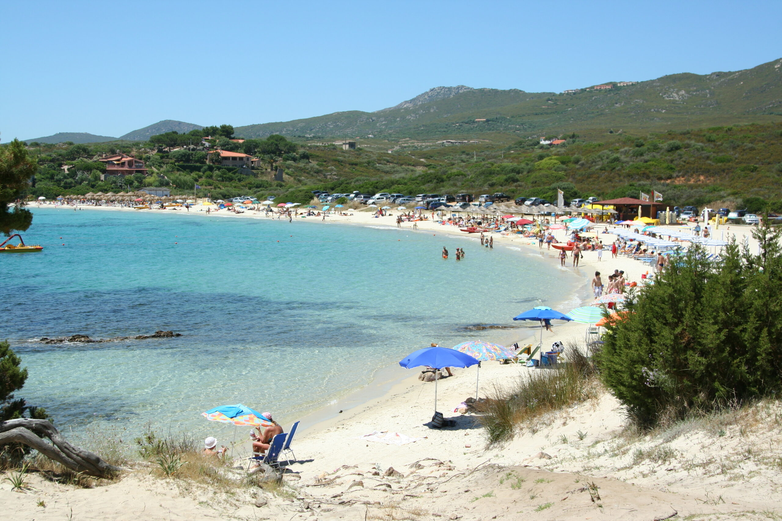 Scandal pe plajele din Italia: Turiști certați pentru sandvișuri