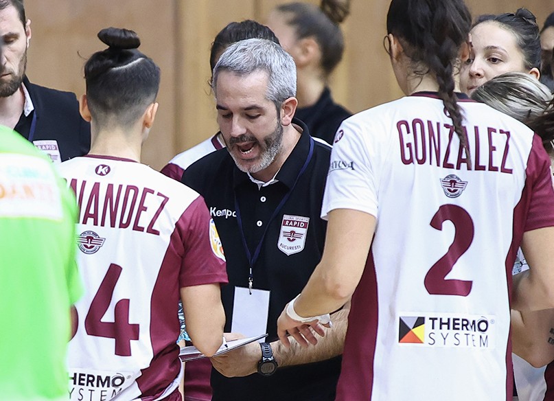 Ginesta, antrenorul echipei feminine de handbal Minaur: Dacă vom prinde cupele europene, va fi top
