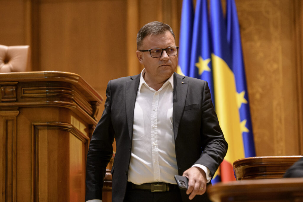 Marius Budăi: PNL și USR blochează țara cu poezia "fără PSD"