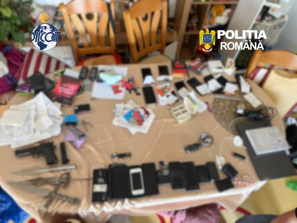 Peste 5000 de anunțuri false în online au fost găsite de DIICOT. 30 de victime, prejudiciate cu peste 800.000 euro