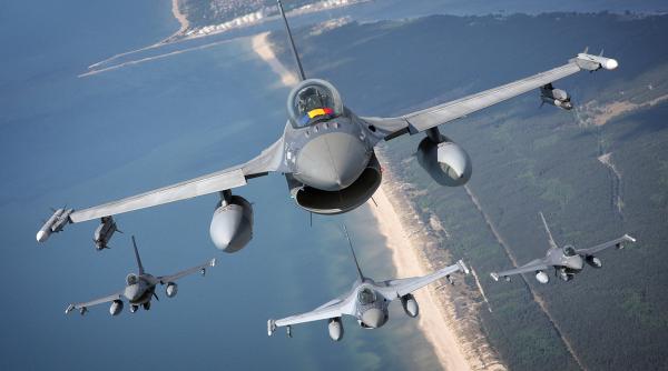 Alertă a Rusiei: Două avioane de recunoaștere NATO au survolat Marea Neagră toată ziua, în preajma României. Cui aparțin aeronavele