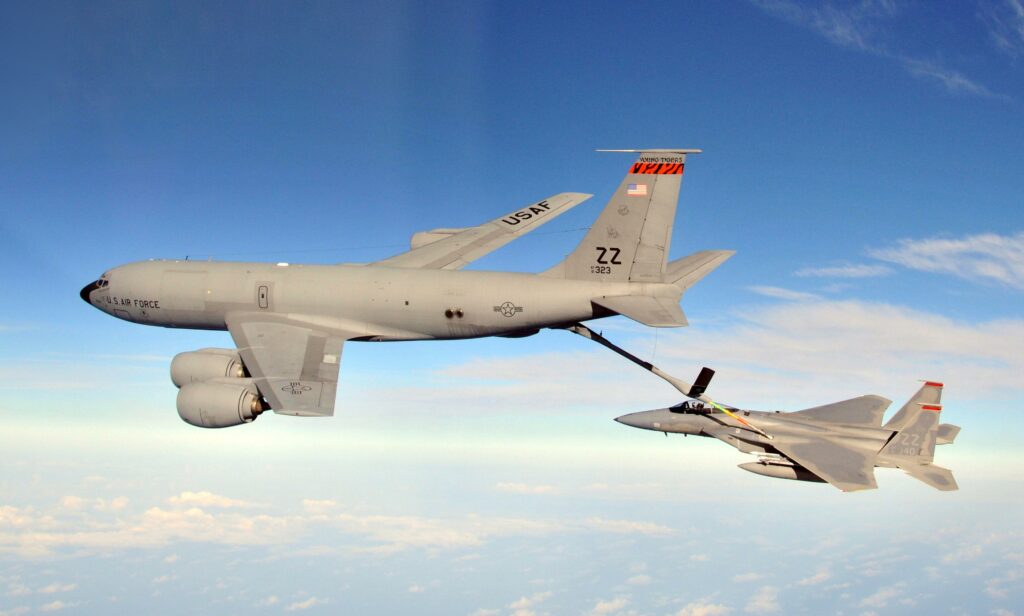 Parlamentul Bulgariei decide dacă aprobă staționarea avioanelor militare americane la baza de la Bezmer