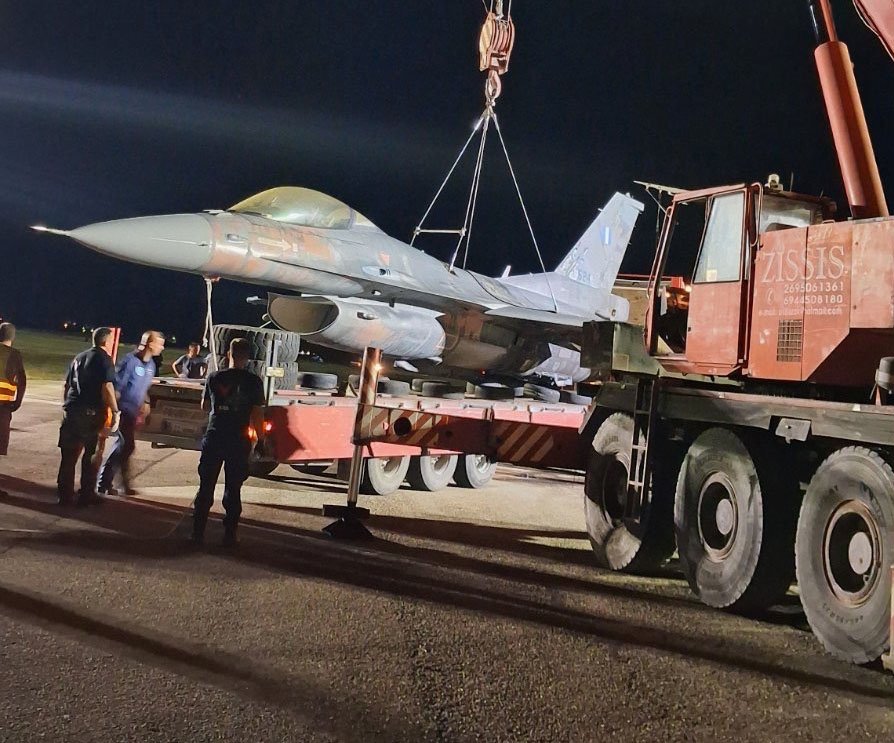 Un avion F-16 aparținând Greciei a aterizat de urgență pe aeroportul din Zakynthos / Traficul aerian a fost suspendat temporar