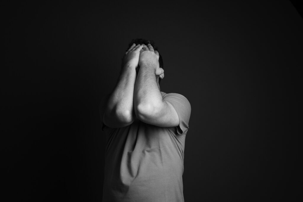Căldura extremă afectează și sănătatea mintală. Tot mai mulți oameni dezvoltă anxietate