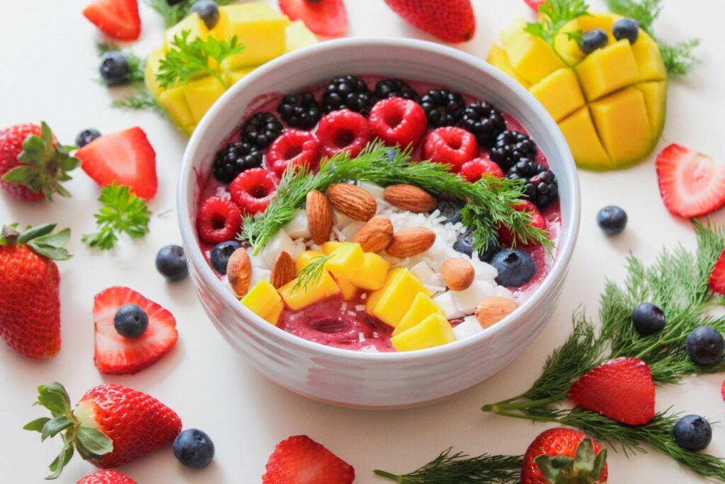 Ce pun nutriționiștii în farfurie pentru o viață mai lungă. Lista alimentelor recomandate