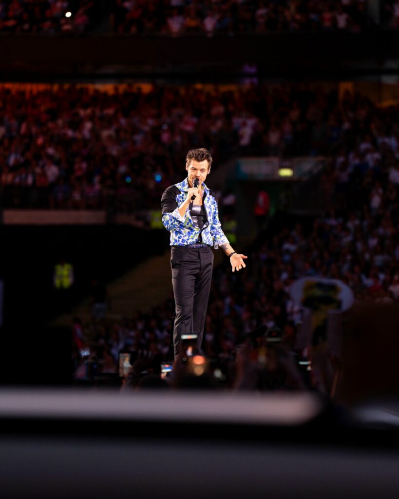 Harry Styles dă lovitura pe Wembley. A stabilit un nou record de bilete vândute
