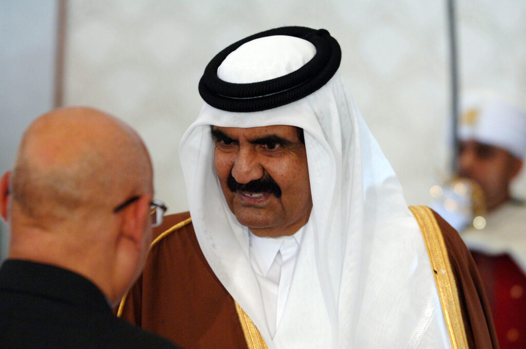 Fostul emir al Qatarului și unul dintre pilonii dezvoltării țării, șeicul Hamad bin Khalifa Al-Thani, a murit la vârsta de 74 de ani