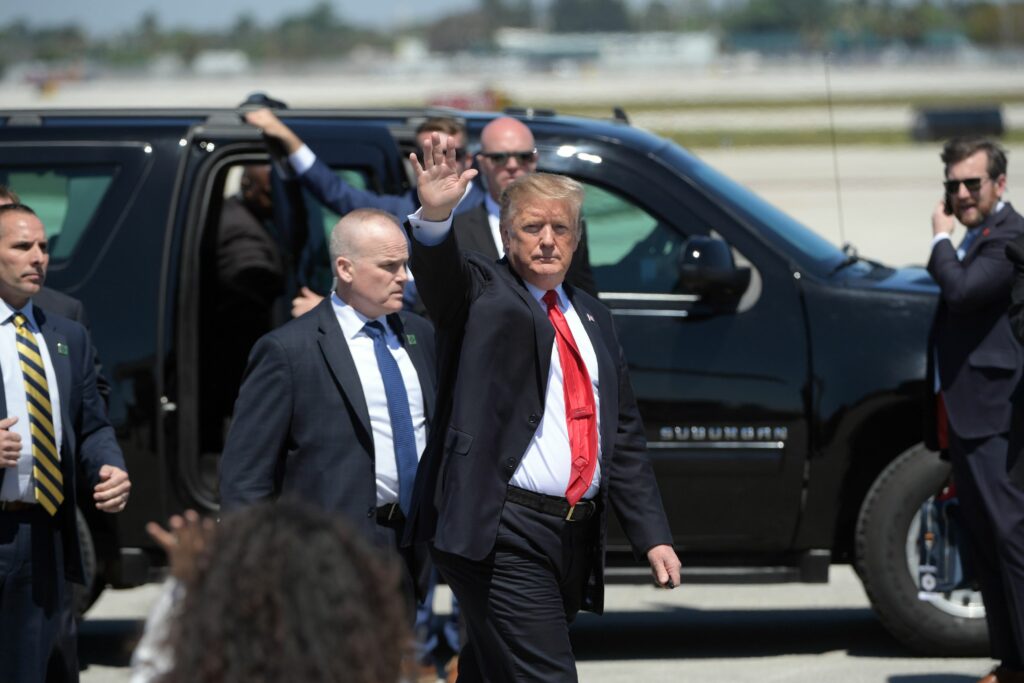Un aeroport din SUA și-a schimbat numele în onoarea lui Trump