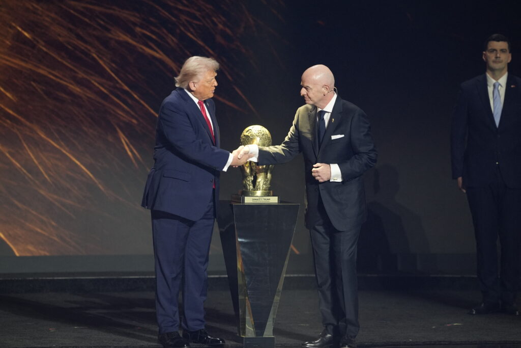 Președintele FIFA Gianni Infantino confirmă că Donald Trump va participa la finala Cupei Mondiale din 2026