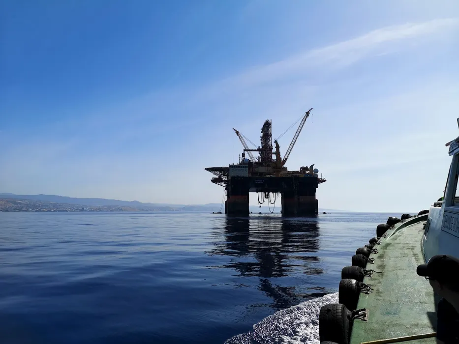 Lukoil Overseas a solicitat prelungirea concesiunii pentru perimetrul Trident din Marea Neagră. Gigantul rus confirmă negocierile cu un fond de investiții american